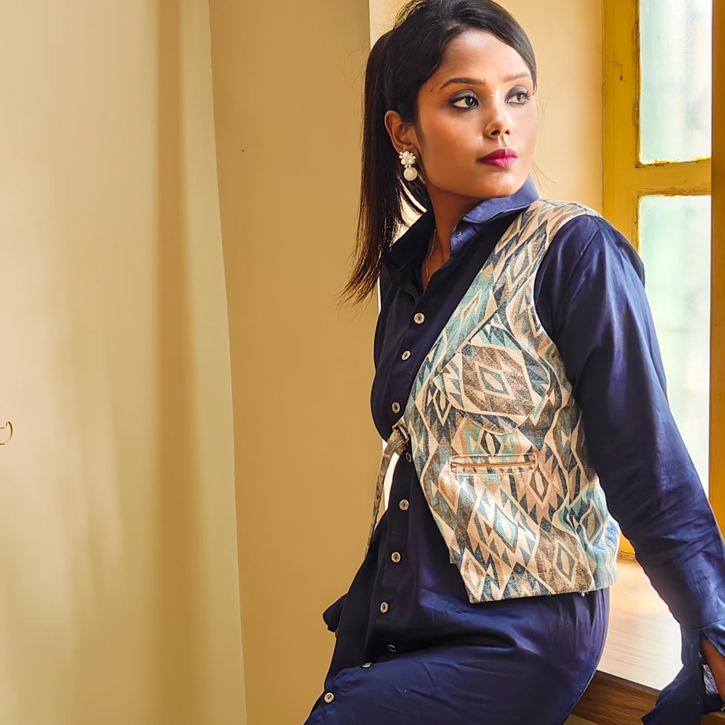 Blue-Gray Printed Cutaway Vest - Lataree